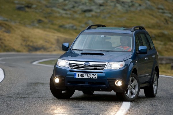 Навсякъде в двигателя, в трансмисията и в системата AWD загубите от триене са намалени, за да се осигури по-нисък разход на гориво.